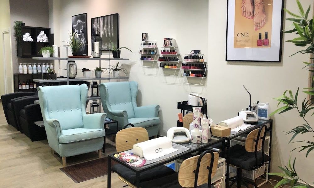 The London and Co. Hair Salon, Nail And Beauty